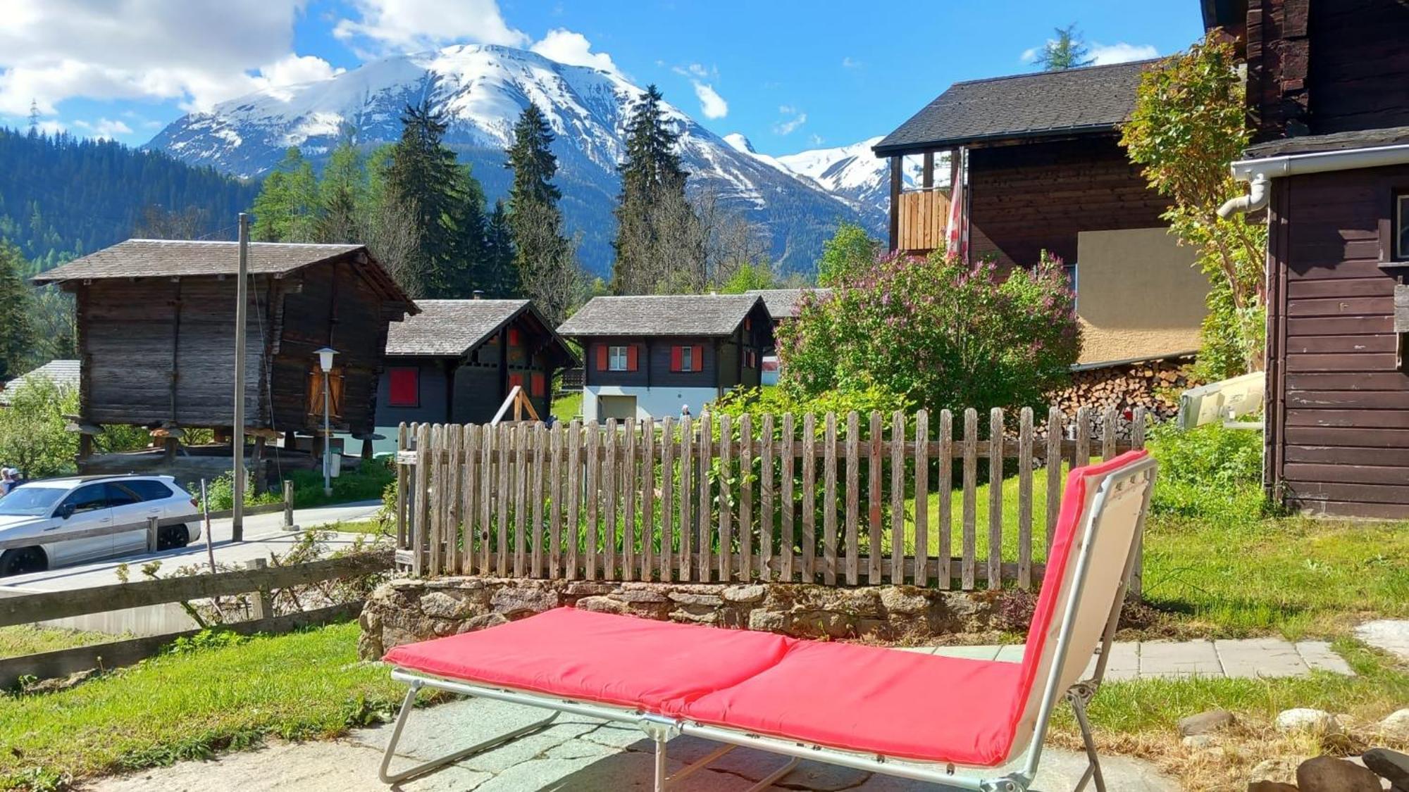Heimeliges Walliserhaus Fiesch Exteriér fotografie